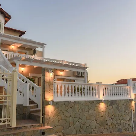 Villa Full View In A Luxury House *